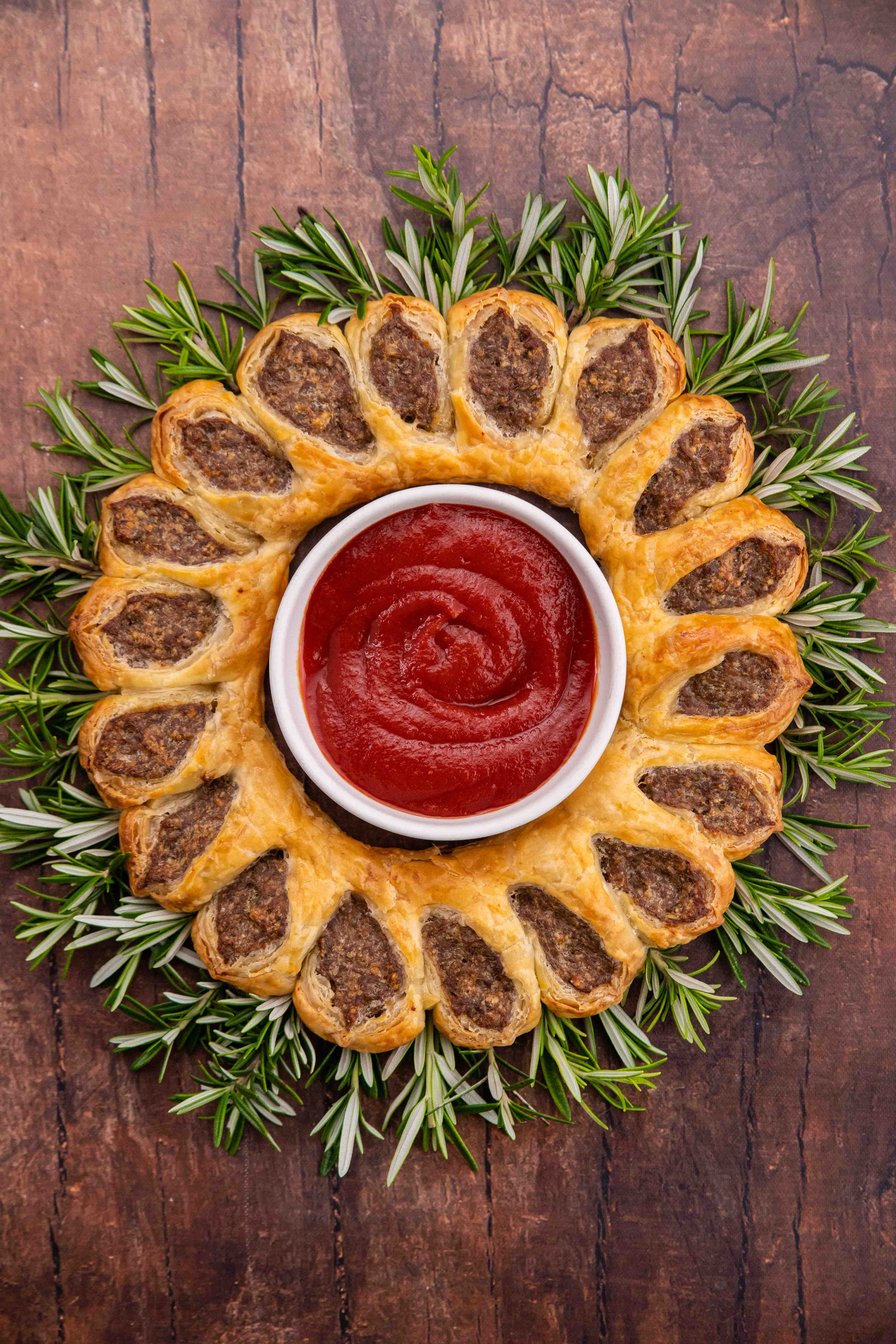 sausage-roll-christmas-wreath-superb-herb