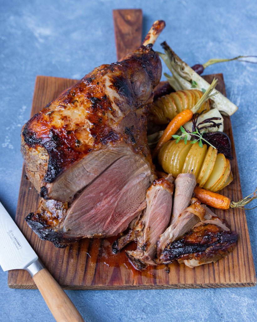 Xmas Roast Lamb Leg & Rainbow Root Veggies - Superb Herb