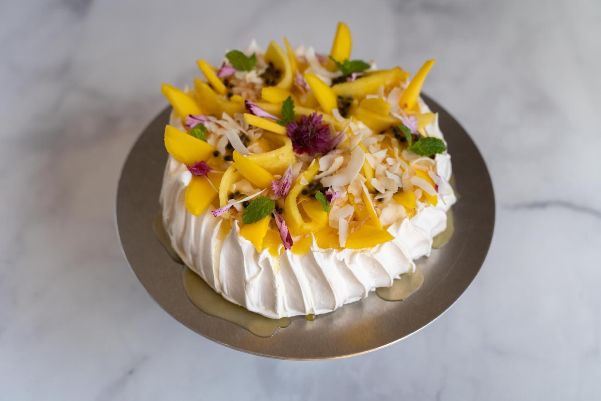 Ultimate Xmas Tropical Pavlova_Hero3_LR