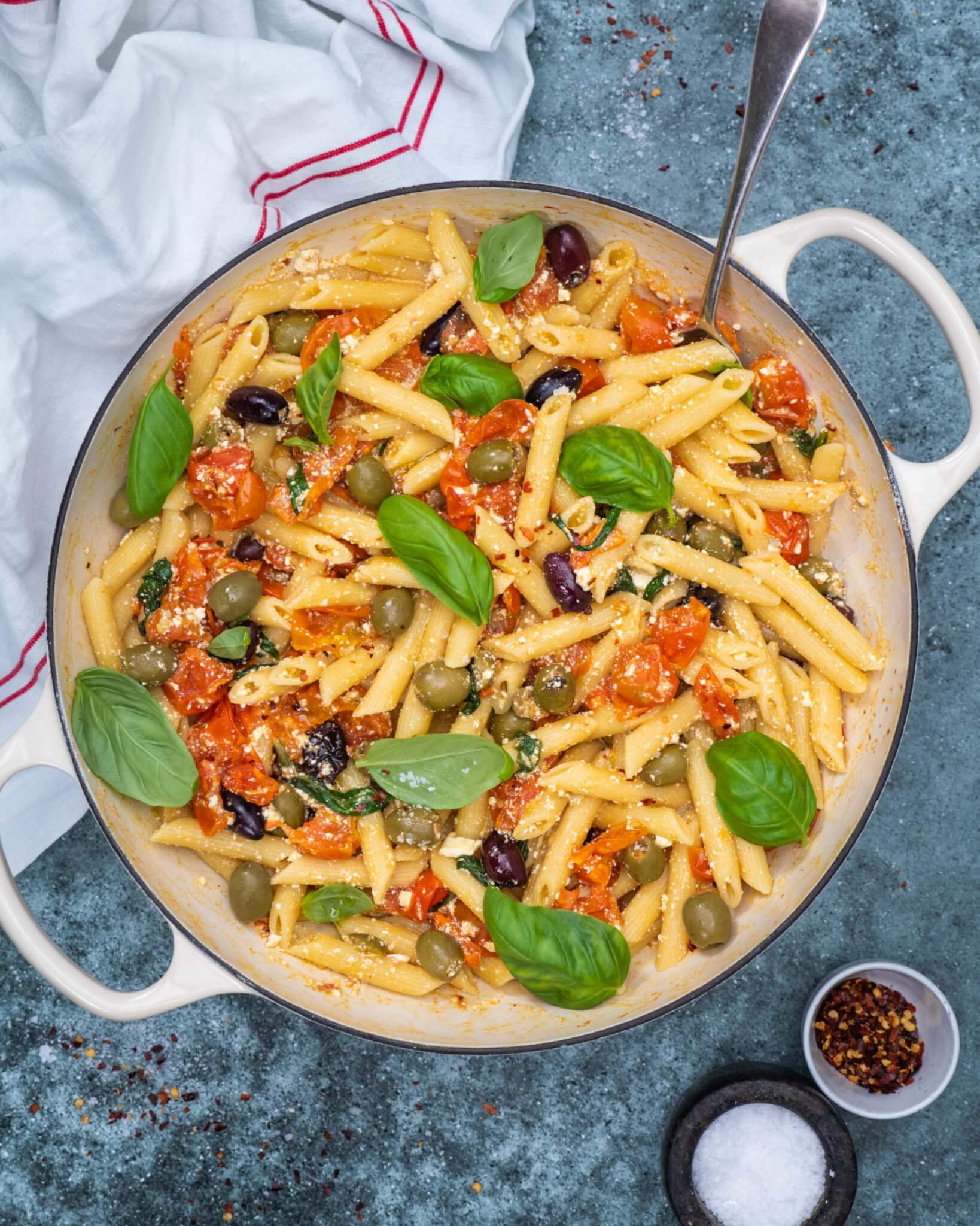 Baked feta and tomato pasta_Hero_LR-1003930