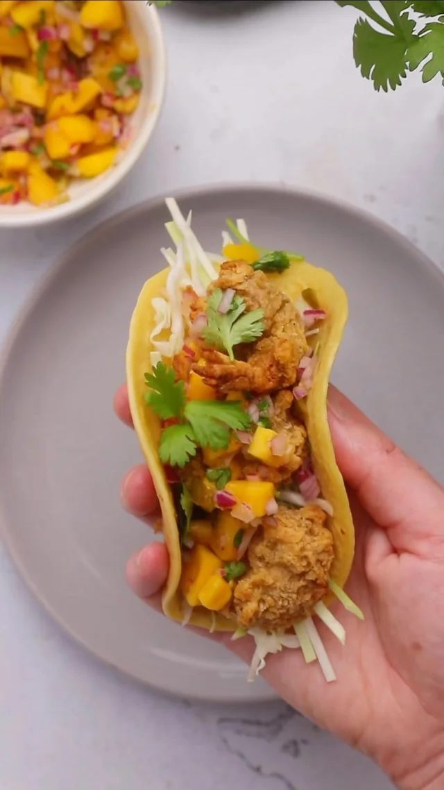 Looking for dinnertime inspiration? Try these Salt & Pepper Prawn Tacos featuring United Fish Co’s battered prawns! 🍤🌮

 With a zesty mango and Superb Herb coriander salsa, these tacos are a taste of coastal paradise! 🏖️🌿 

#UnitedFishCo #HerbDelight #TacoTime #Superbherb